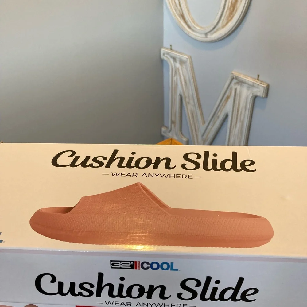 Slides - Picture 4 of 6